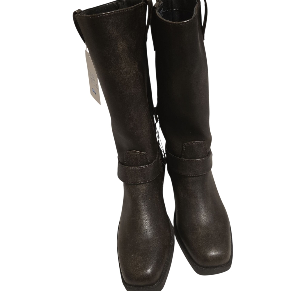 NEW-never worn- Women’s brown boots-size 8.5 - Time and Tru -half zipper - Picture 9 of 9